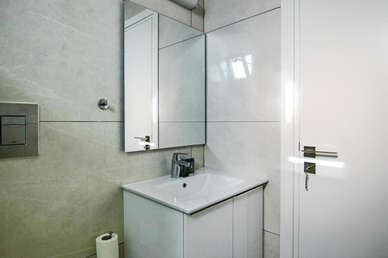 Appartamento Phaedrus Living - Seaside Executive Flat Harbour 201 Paphos Esterno foto